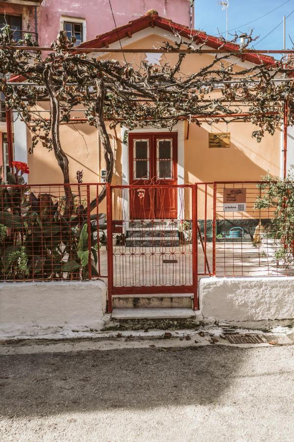 The Village Cottage - Benitses بينيتسيس المظهر الخارجي الصورة
