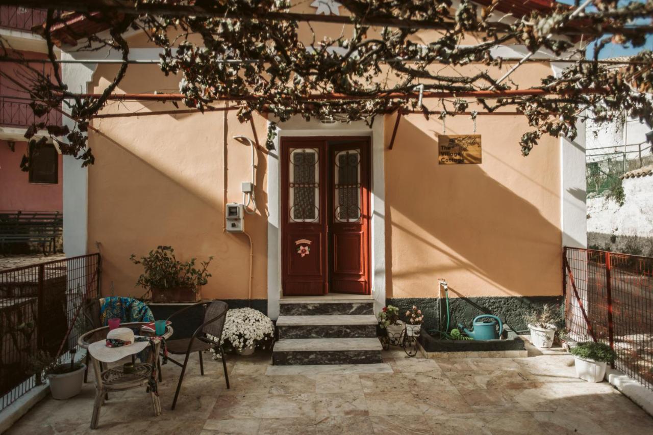 The Village Cottage - Benitses بينيتسيس المظهر الخارجي الصورة