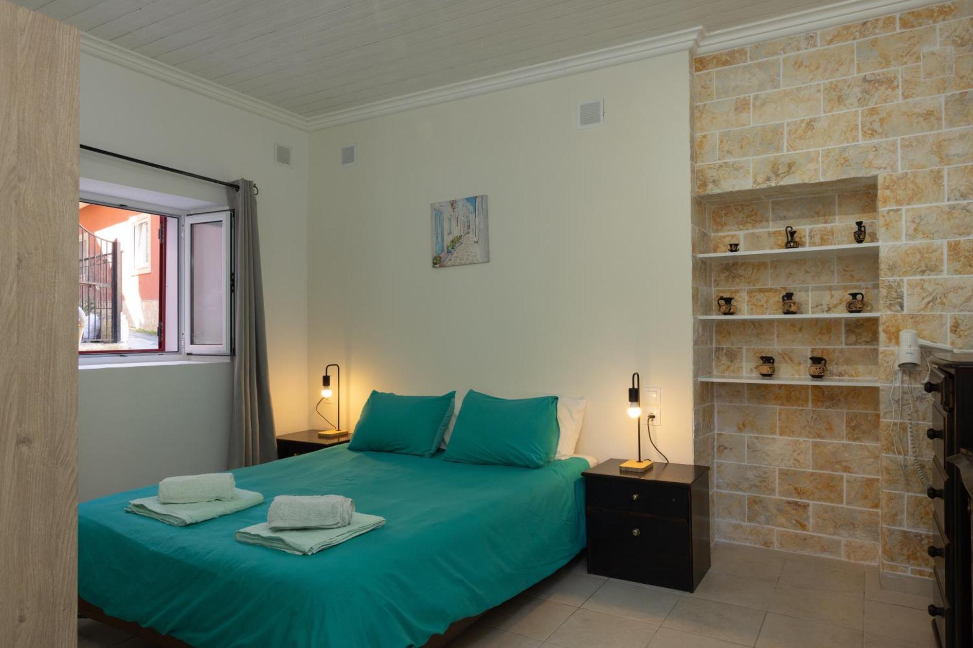 The Village Cottage - Benitses بينيتسيس المظهر الخارجي الصورة